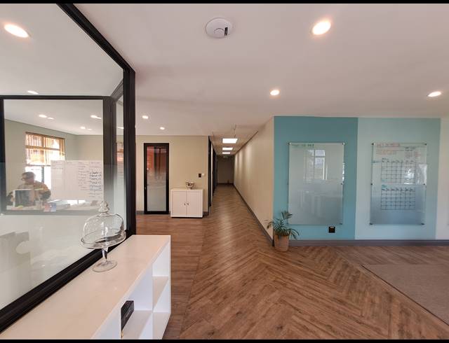 174M² OFFICE TO LET IN DUNKELD WEST